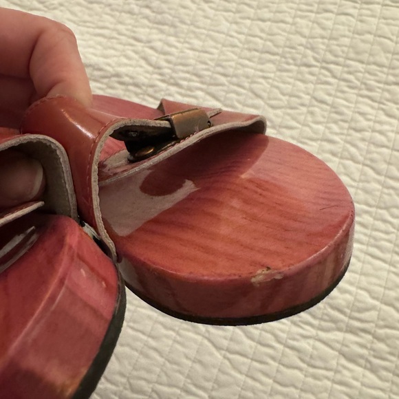 CHANEL wooden sandals - Picture 8 of 9